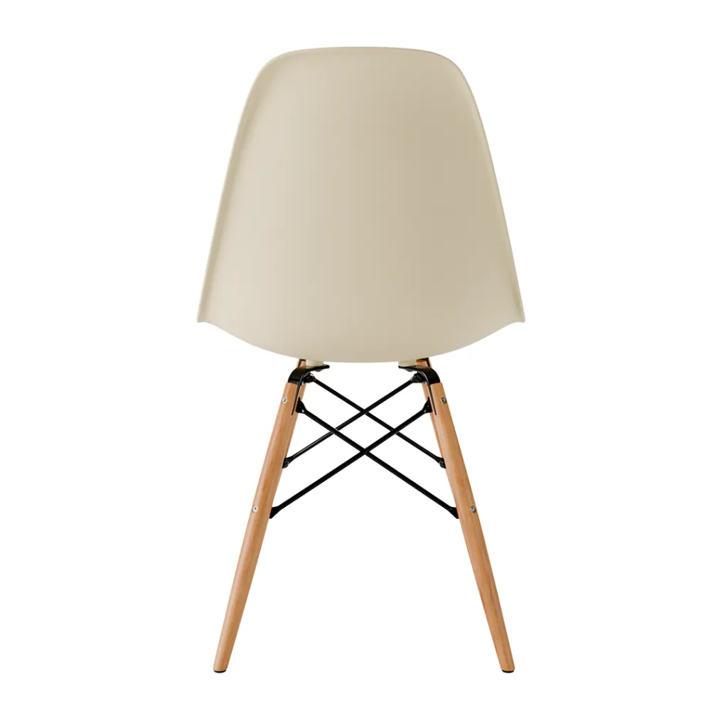 8. 5755 SILLA EAMES FENDI PATAS DSW MAD.webp